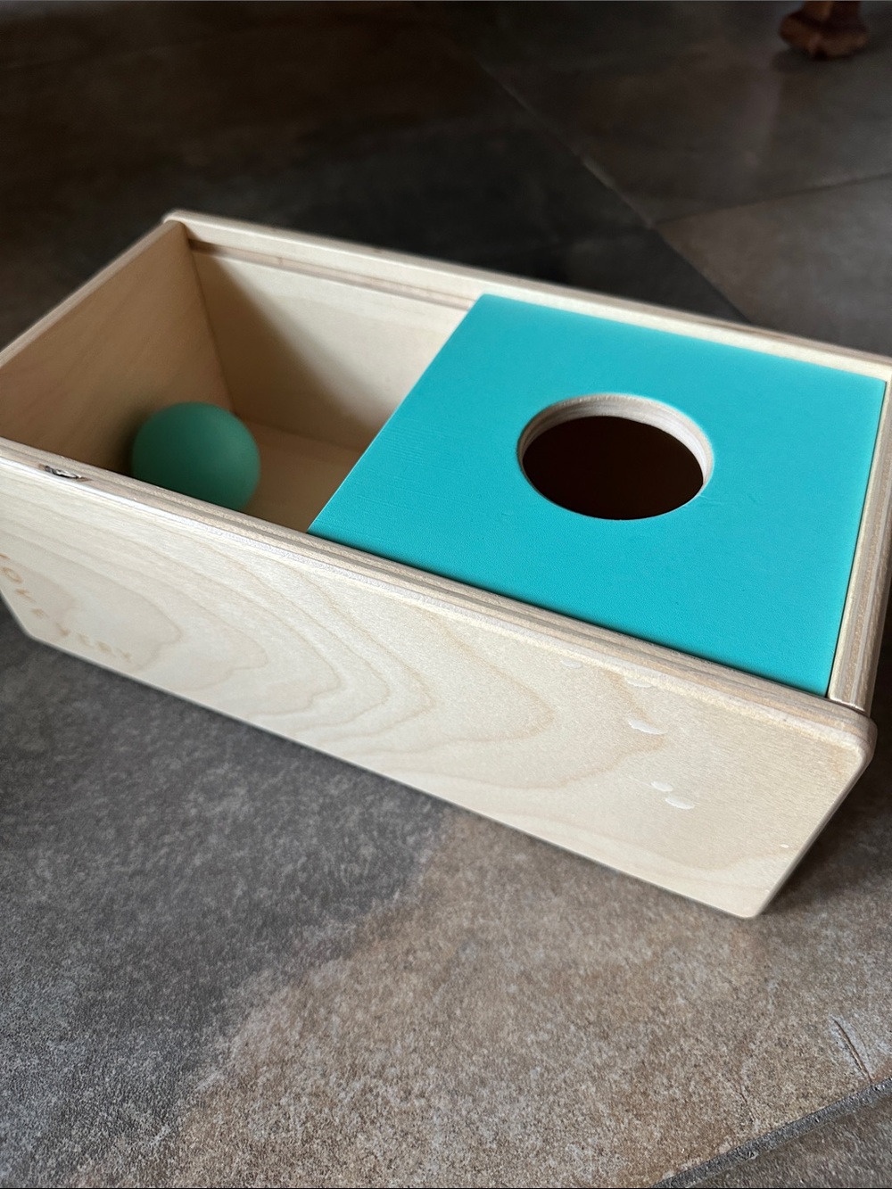 Lovevery Slide Top Box Thinker Kit (11–12 mos) Montessori Object Permanence Toy